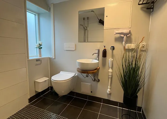 Five - Boutique * טרומסה